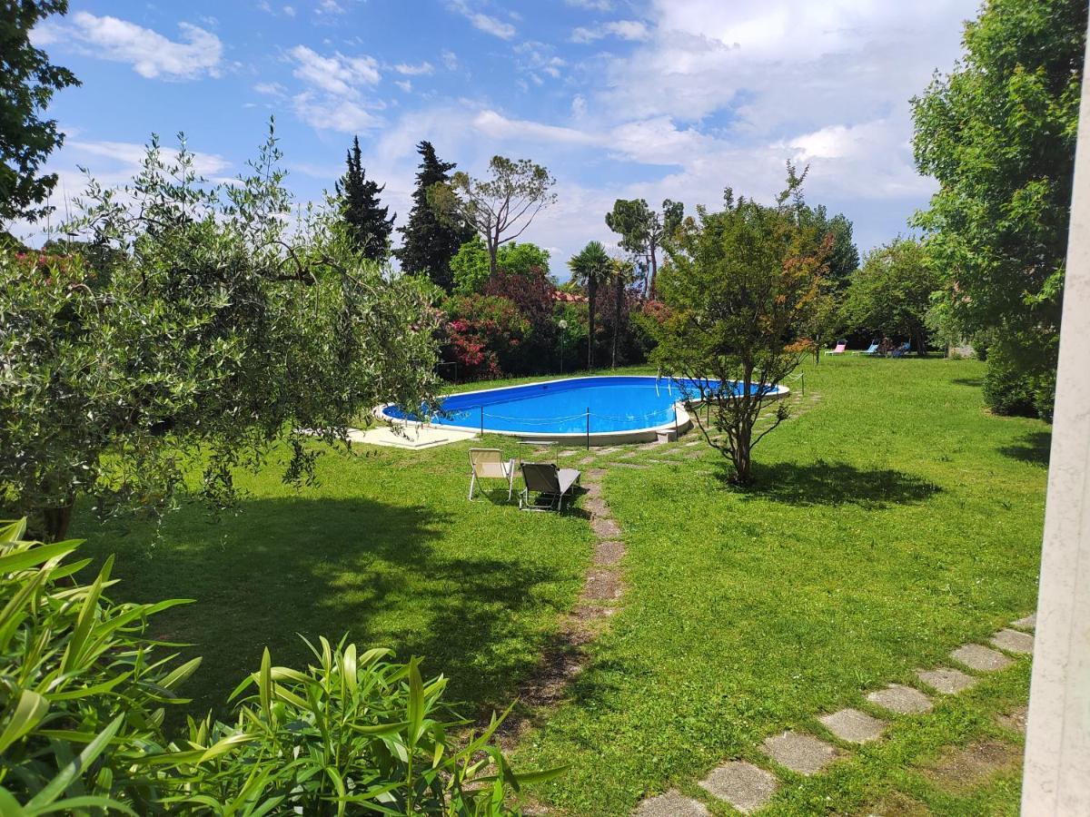 Darina - Immobiliare Azzurra Apartman Lazise Kültér fotó