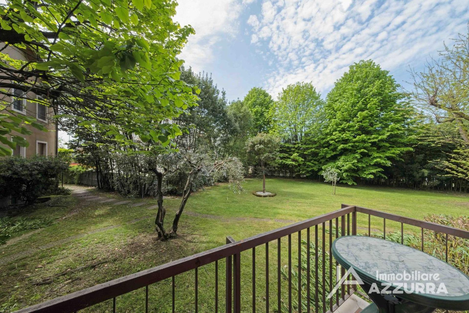 Darina - Immobiliare Azzurra Apartman Lazise Kültér fotó